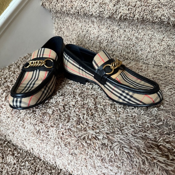 Authentic Burberry London Runway Morley Loafer - Picture 1 of 7